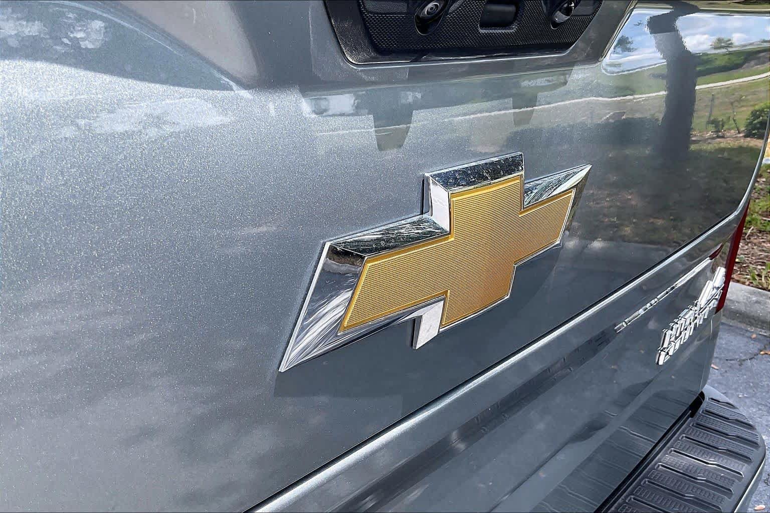 Used 2026 Sterling Gray Metallic Chevrolet High Country image 17