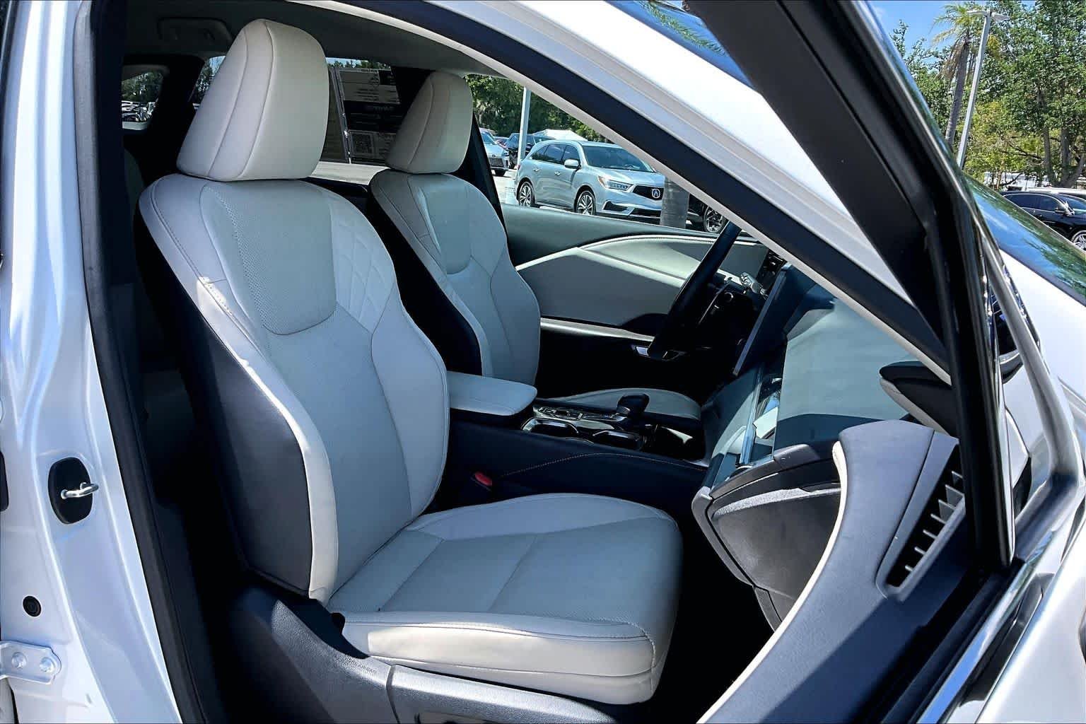 Used 2023 Eminent White Pearl Lexus  image 14