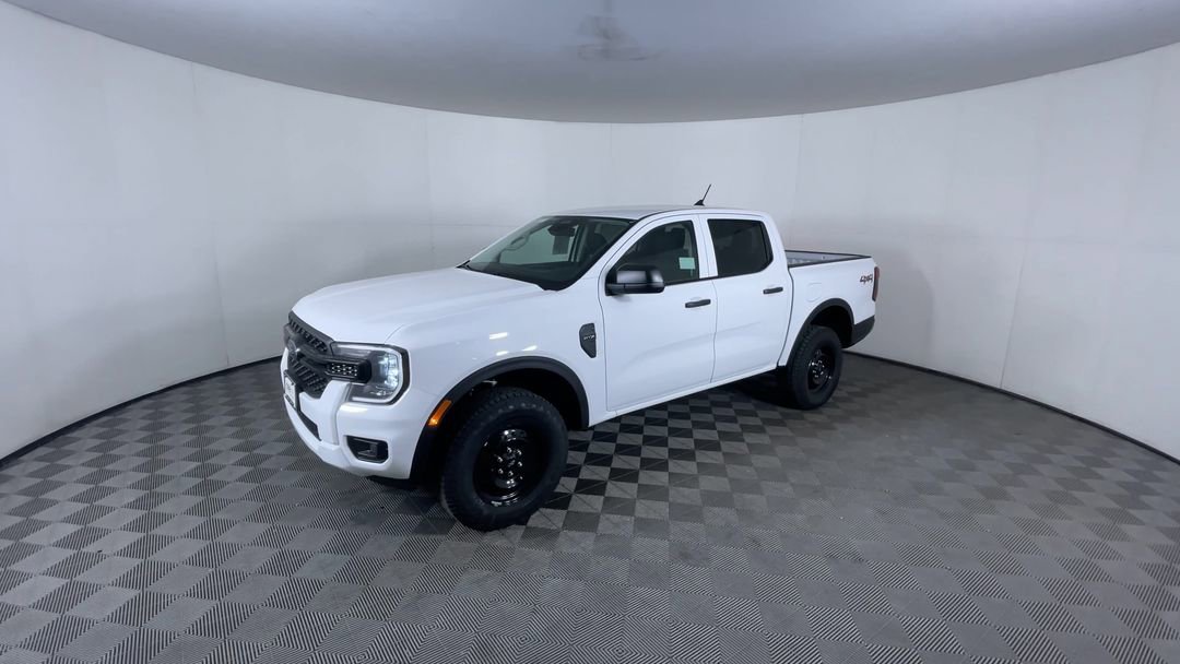 New 2026 Oxford White Ford XL image 4