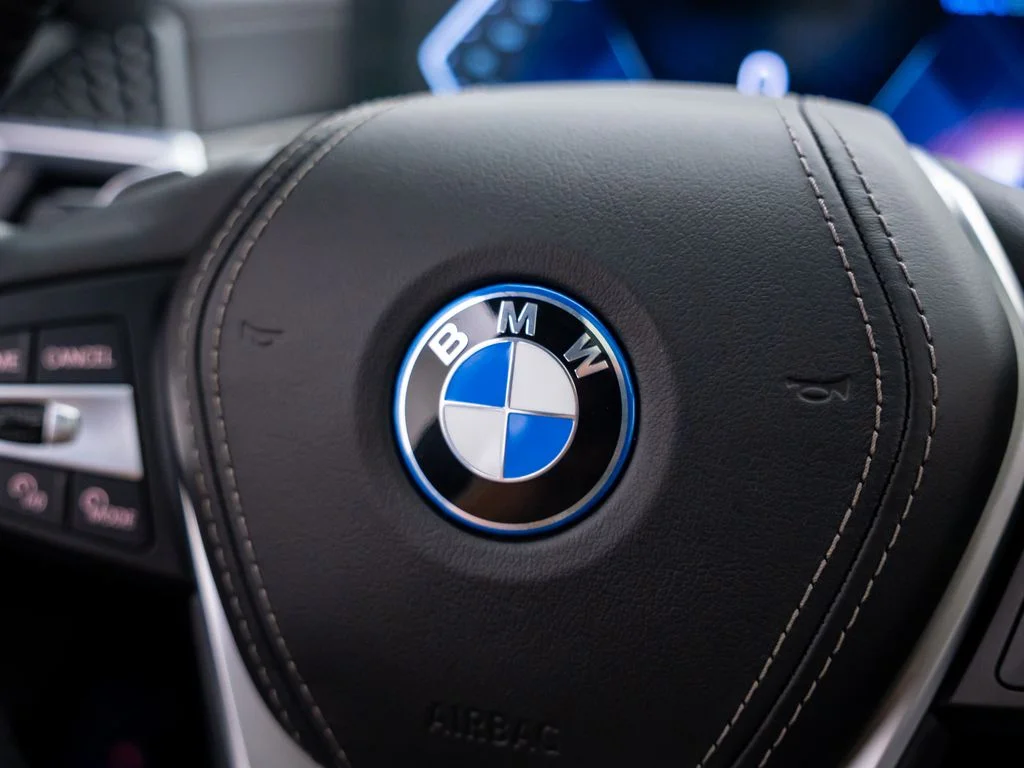 Used 2024 Black BMW xDrive50e image 25