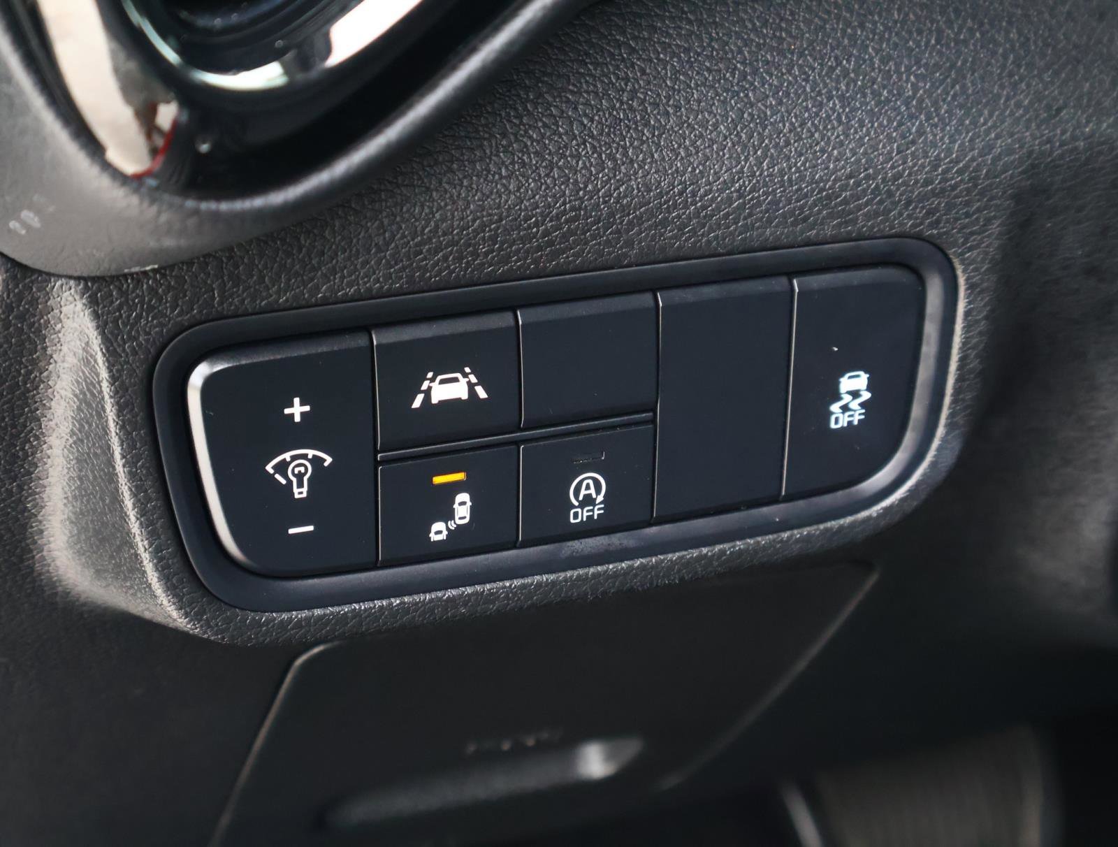 Used 2022 Gravity Gray Kia GT-Line image 23