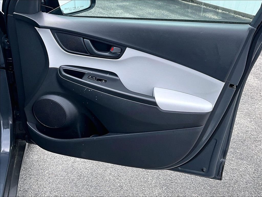 Used 2023 Gray Hyundai SEL image 12
