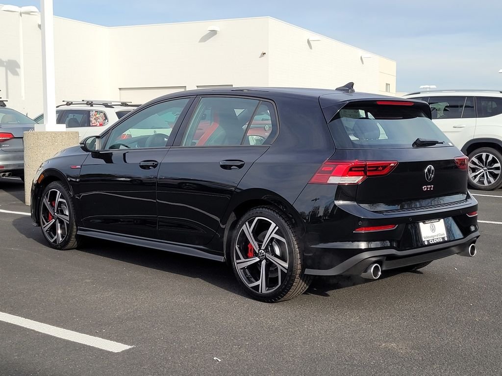 2024 Volkswagen Golf GTI SE - Photo 7