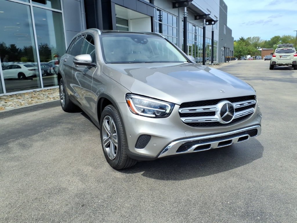 Used 2022 Mojave Silver Metallic Mercedes-Benz GLC 300 image 10