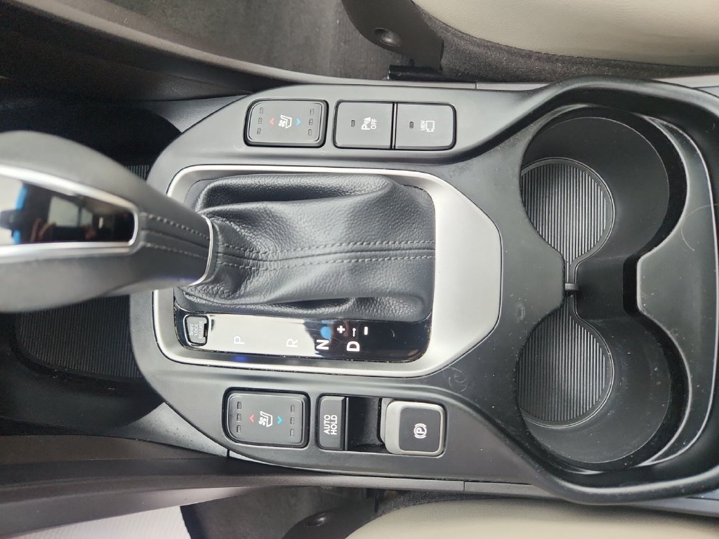 Used 2018 White Hyundai 2.0T Ultimate image 15