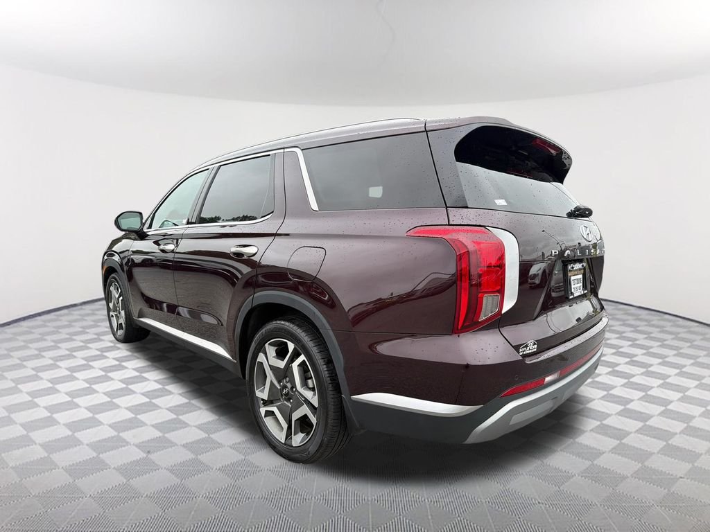 Used 2023 Red Hyundai SEL image 7