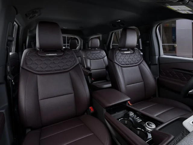 New 2027 Carbonized Gray Metallic Ford Platinum image 10