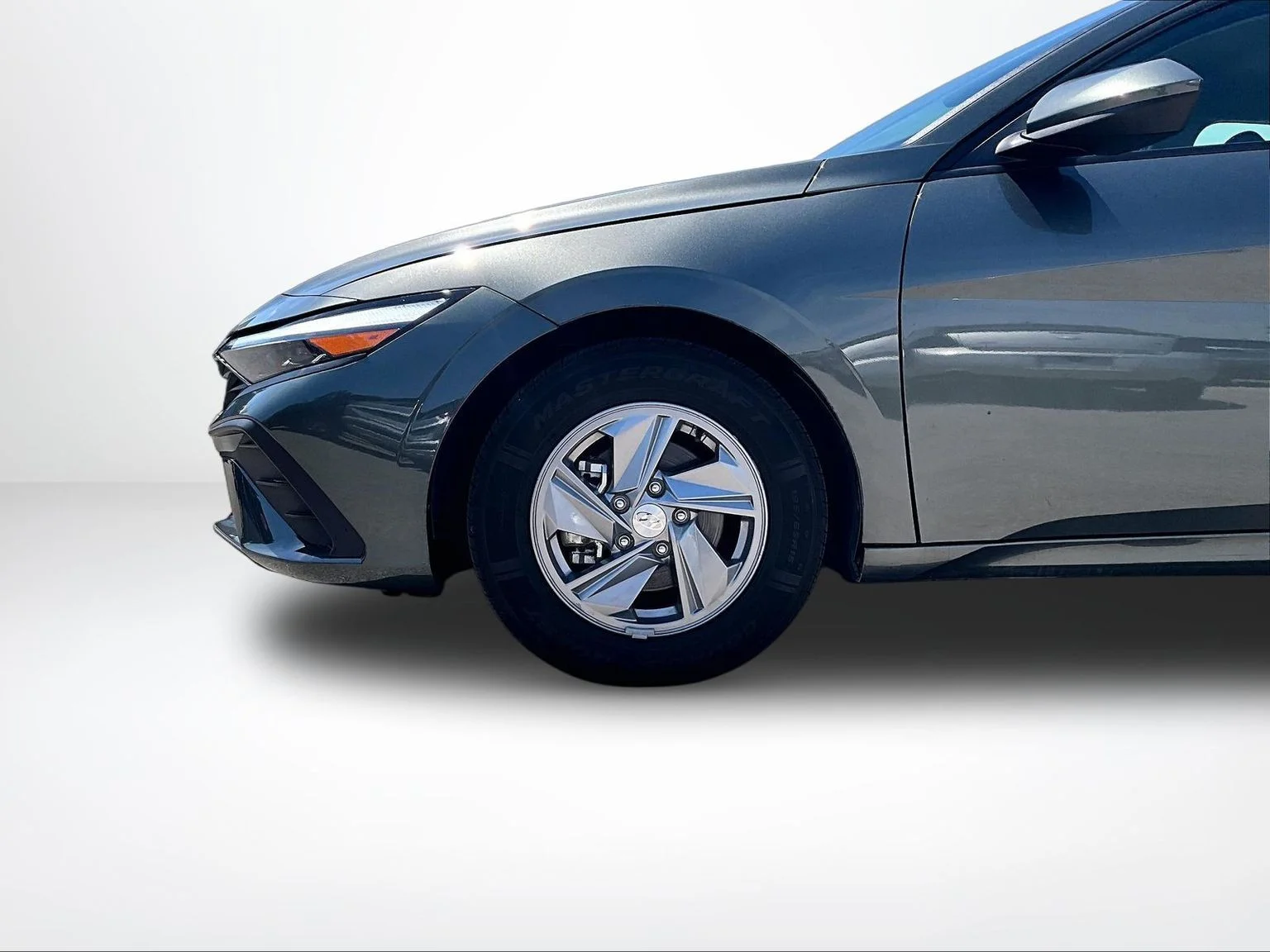 Used 2024 Gray Hyundai SE image 10