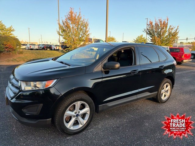 Used 2016  Ford SE image 1