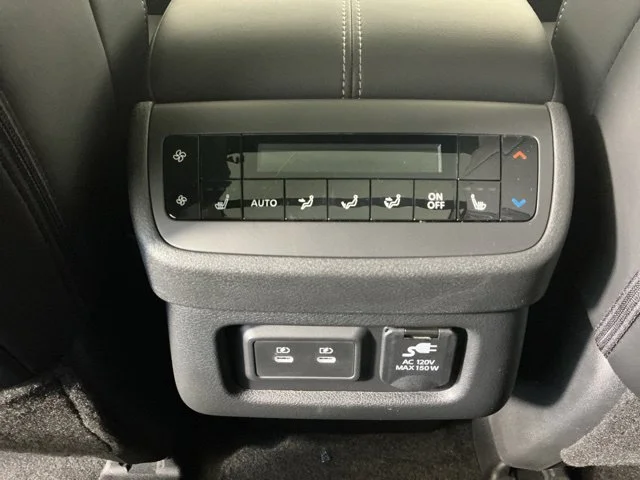 New 2026 Green Nissan Platinum image 21