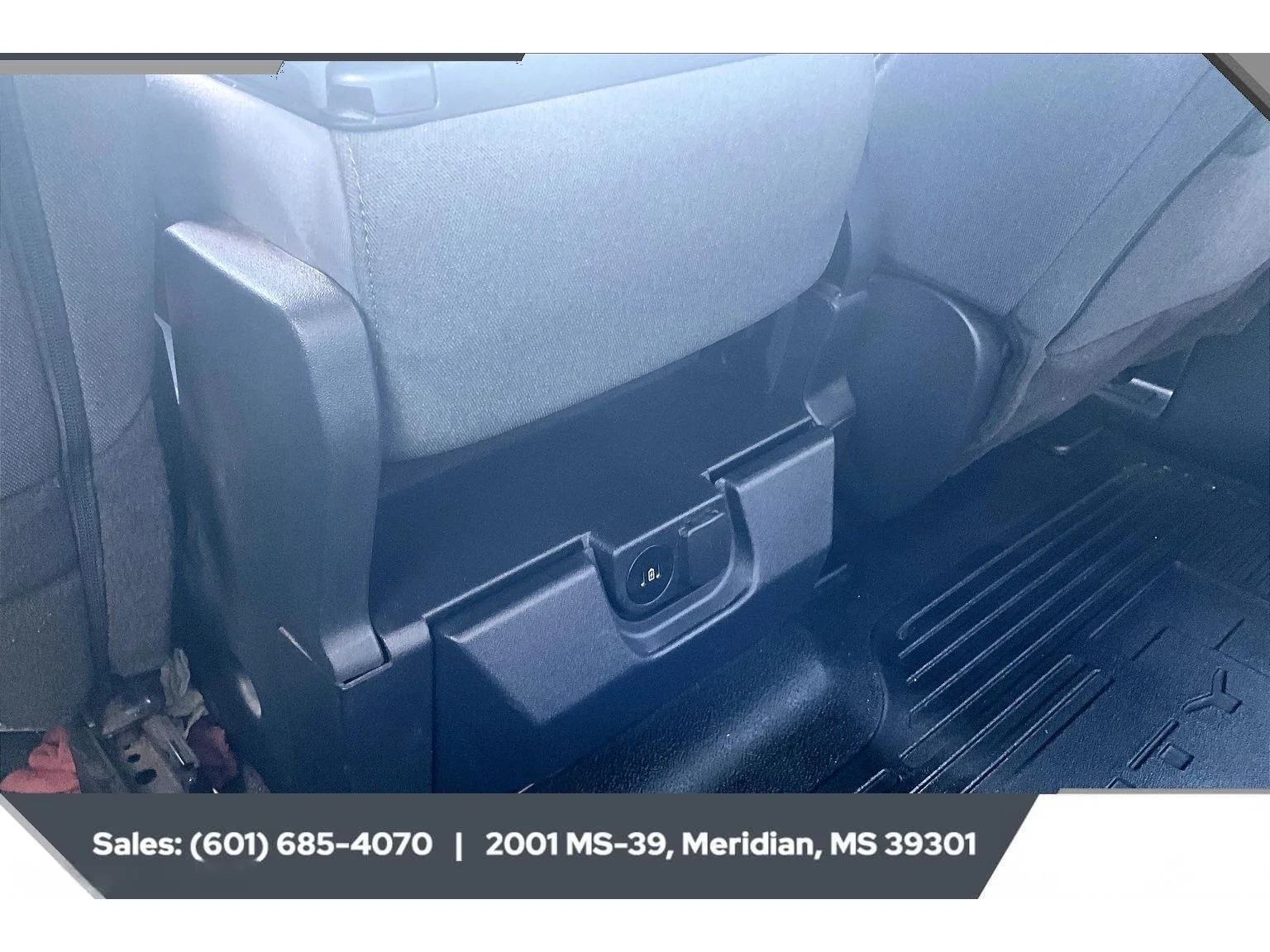 Used 2023 Oxford White Ford XLT image 23
