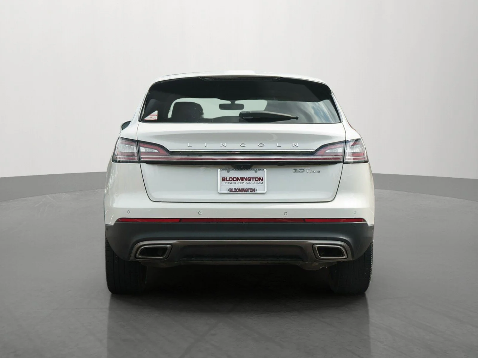 Used 2020 White Lincoln Reserve image 6