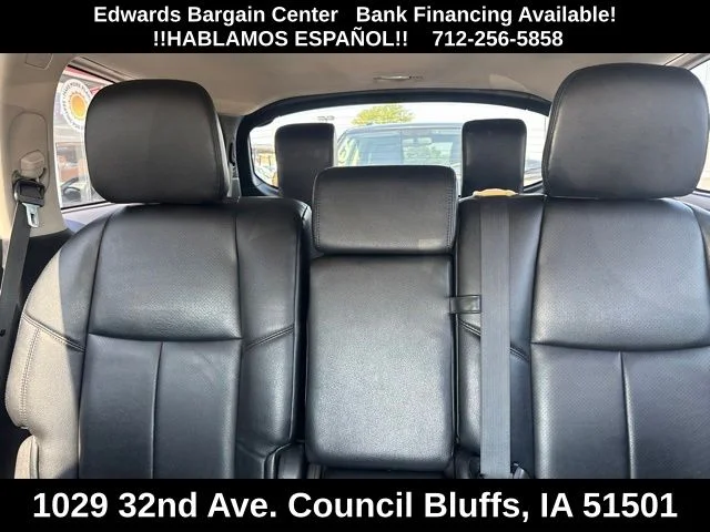 Used 2015 Silver Nissan SV image 19