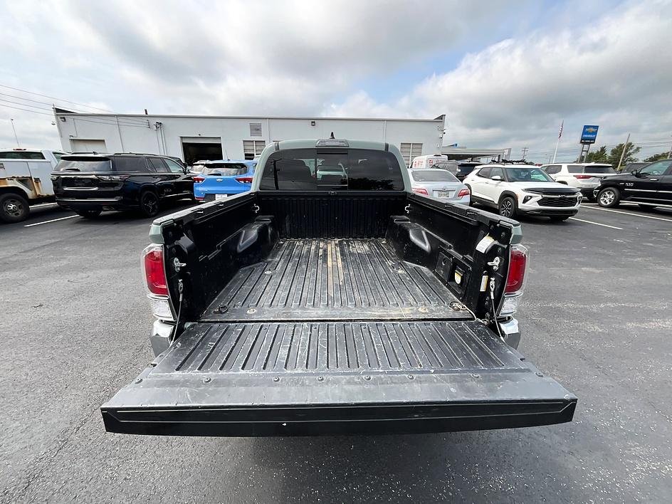 Used 2023  Toyota TRD Off-Road image 8