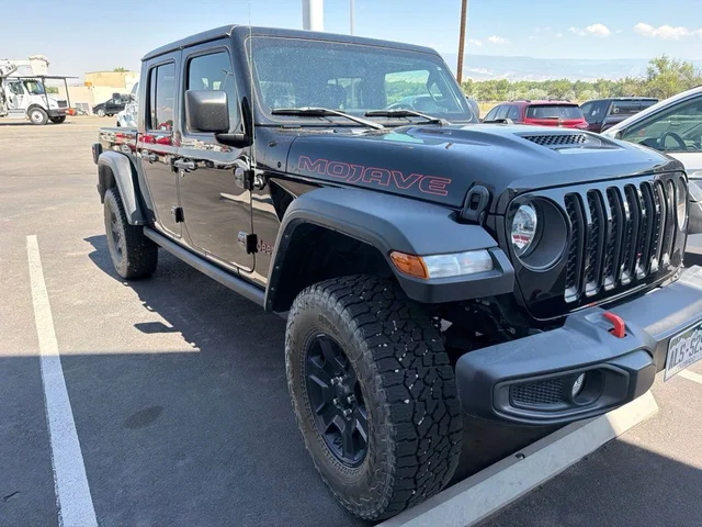 2022 Jeep Gladiator Mojave