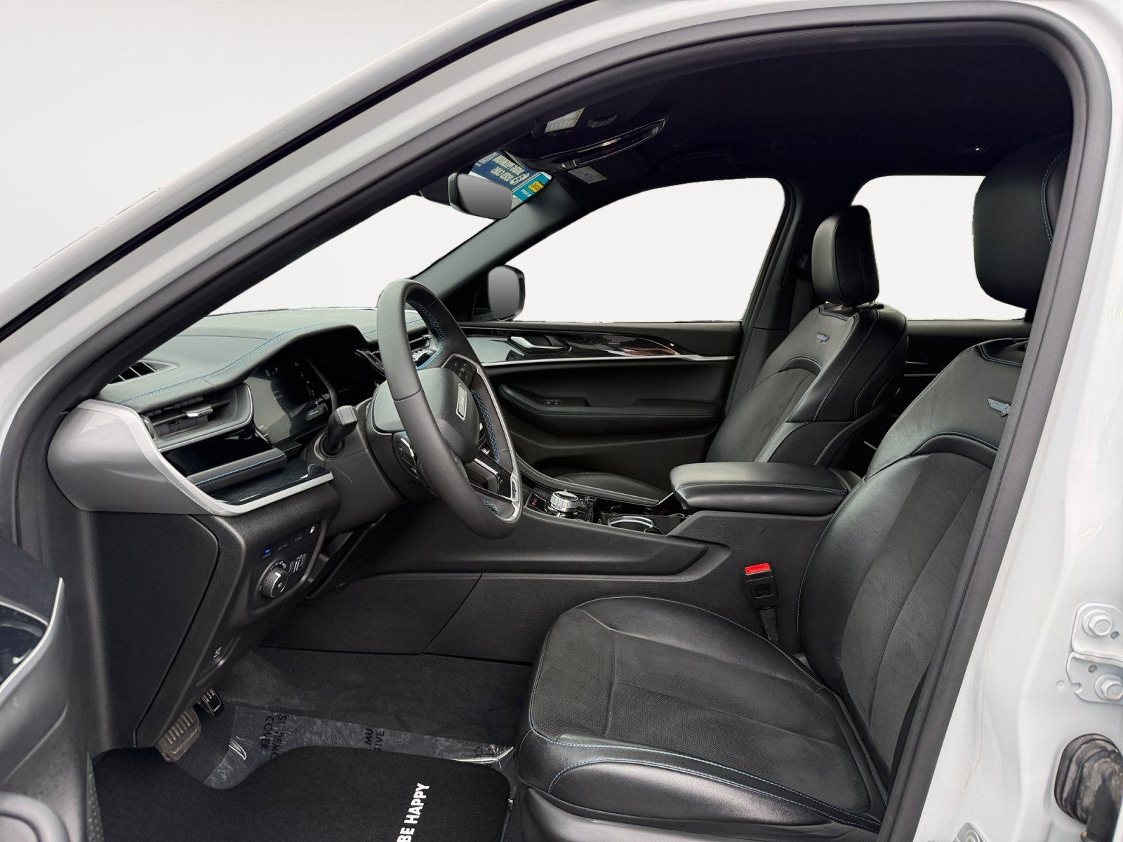 Used 2022 Bright White Clearcoat Jeep Trailhawk 4xe image 10