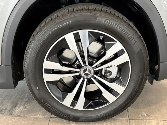 Used 2026 Gray Mercedes-Benz GLA 250 image 32