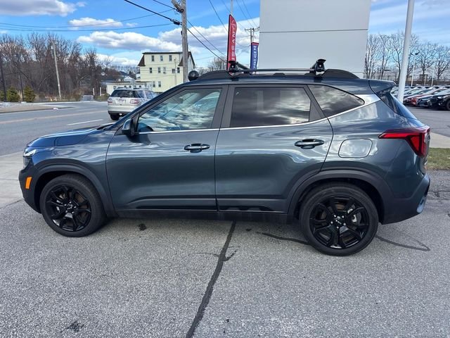 Used 2024 Gray Kia X-Line image 4