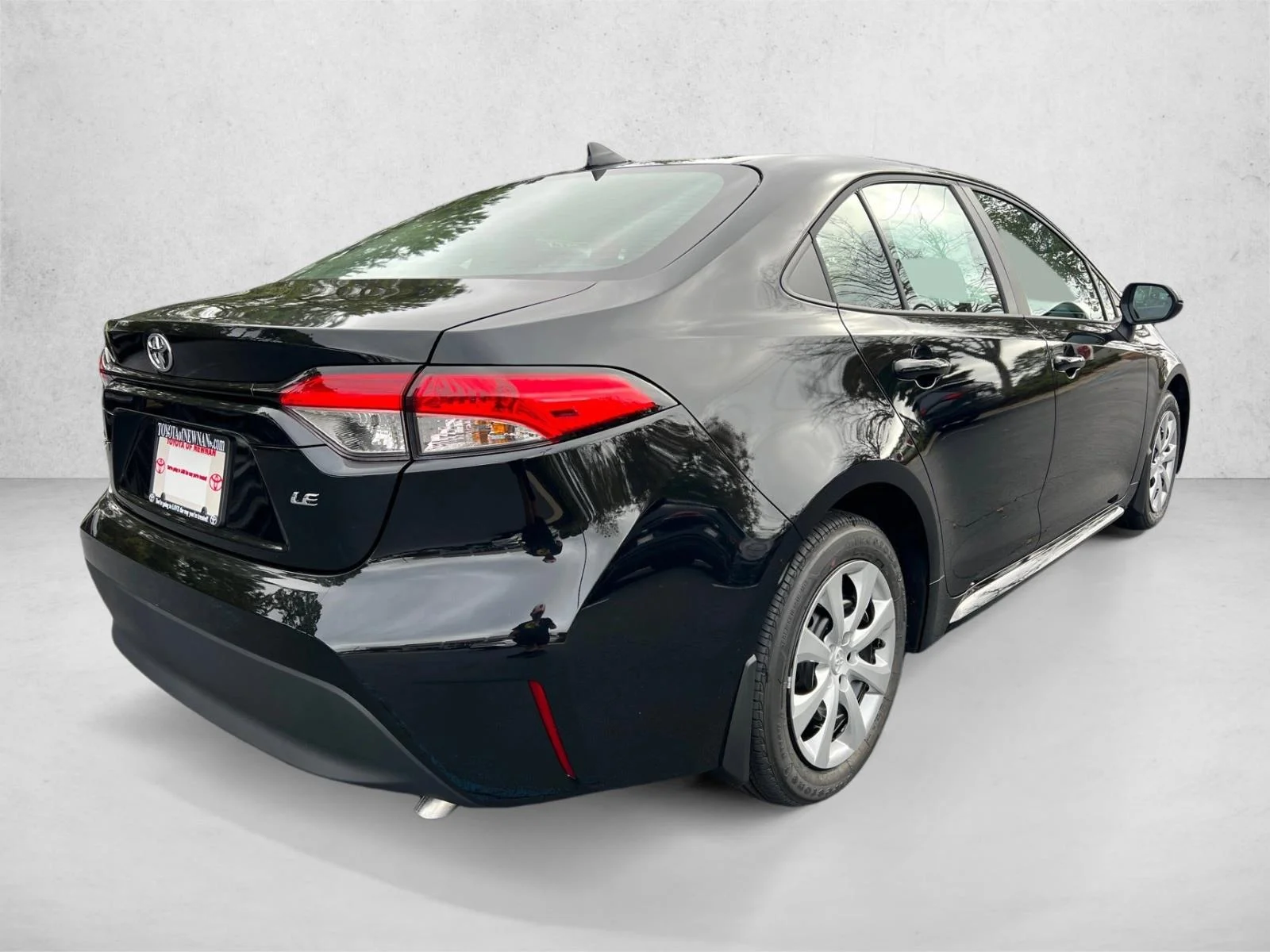 New 2026 Midnight Black Metallic Toyota LE image 3