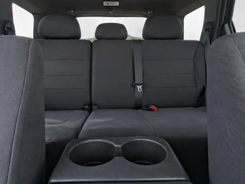 Used 2011 Blue Ford XLT image 17