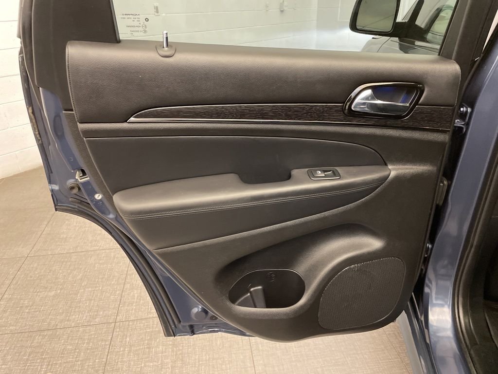 Used 2020 Blue Jeep High Altitude image 24
