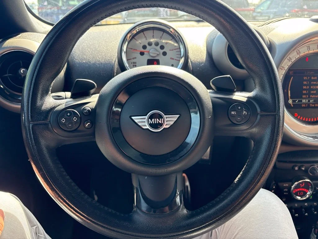 Used 2012 Black MINI Base image 2