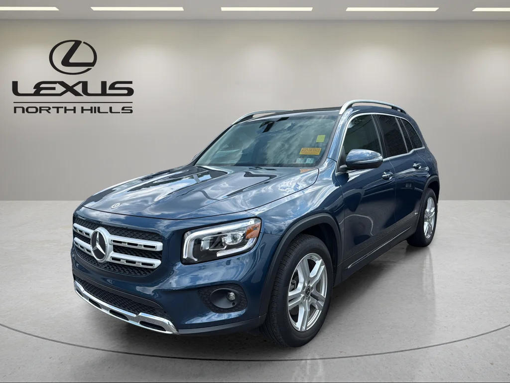 Used 2022 Blue Mercedes-Benz GLB 250 image 1