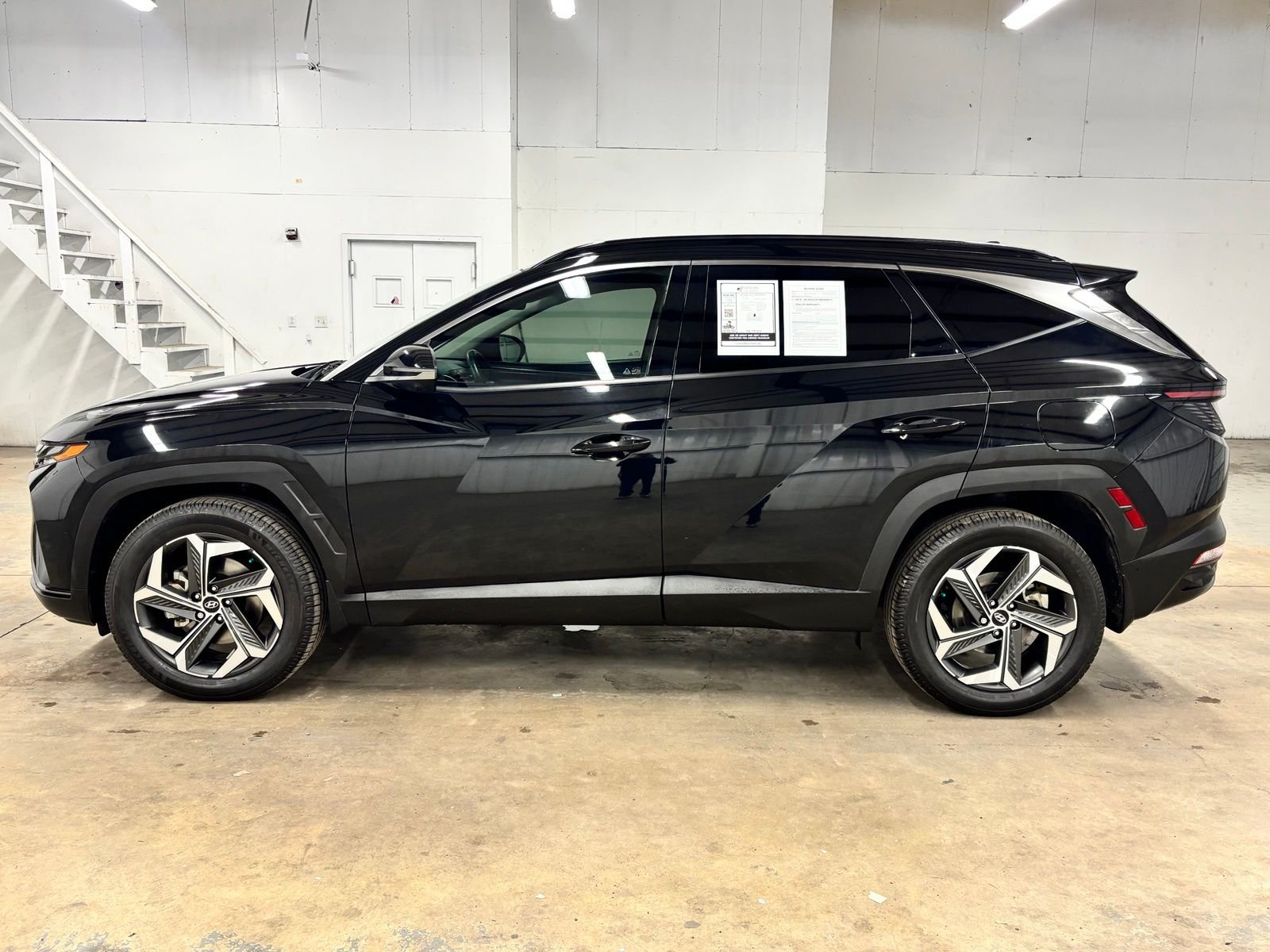 Certified Used 2023 Black Hyundai Limited image 4