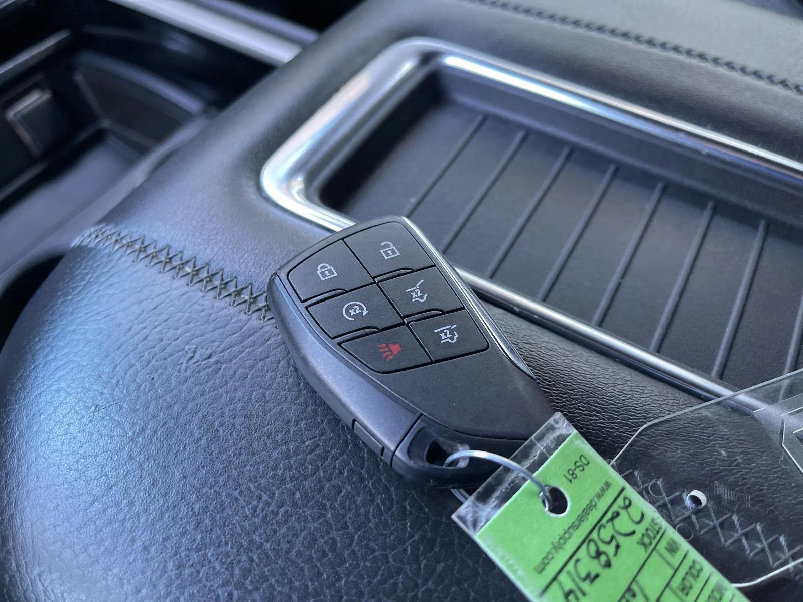 Used 2022 Onyx Black GMC Denali image 48