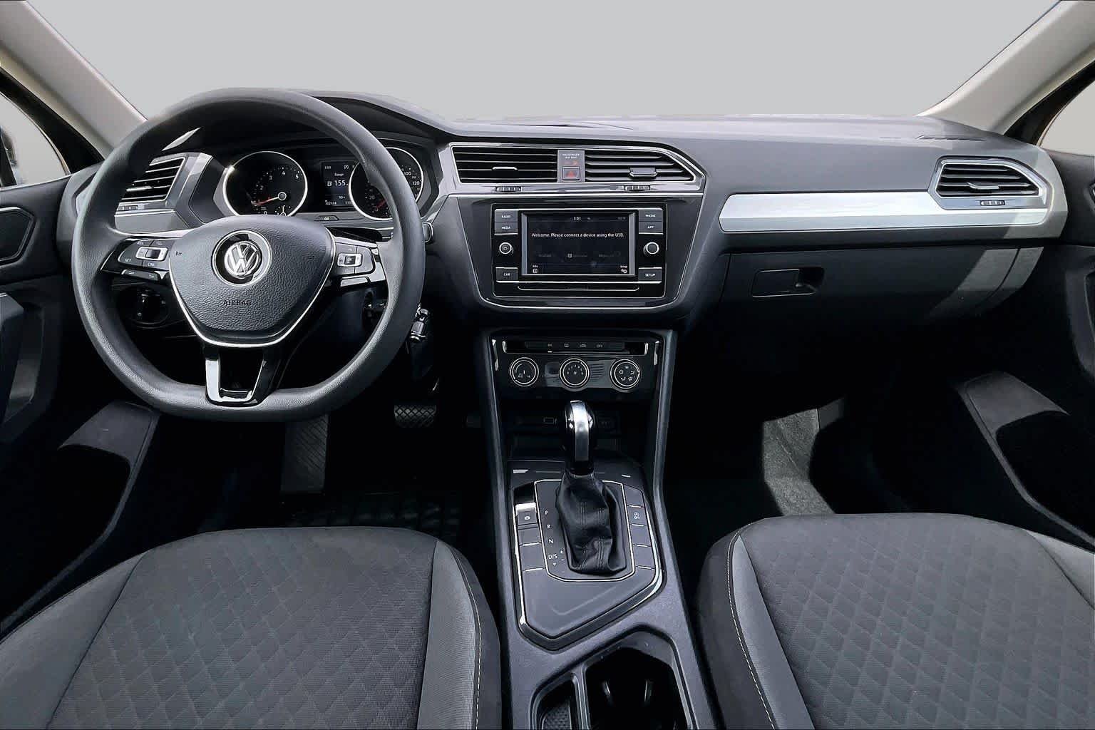 Used 2018 Deep Black Pearl Metallic Volkswagen S image 14