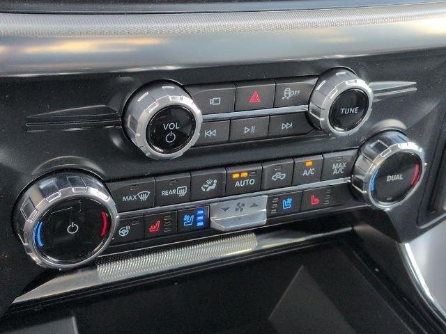 New 2026 Star White Metallic Tri-Coat Ford Lariat® image 21