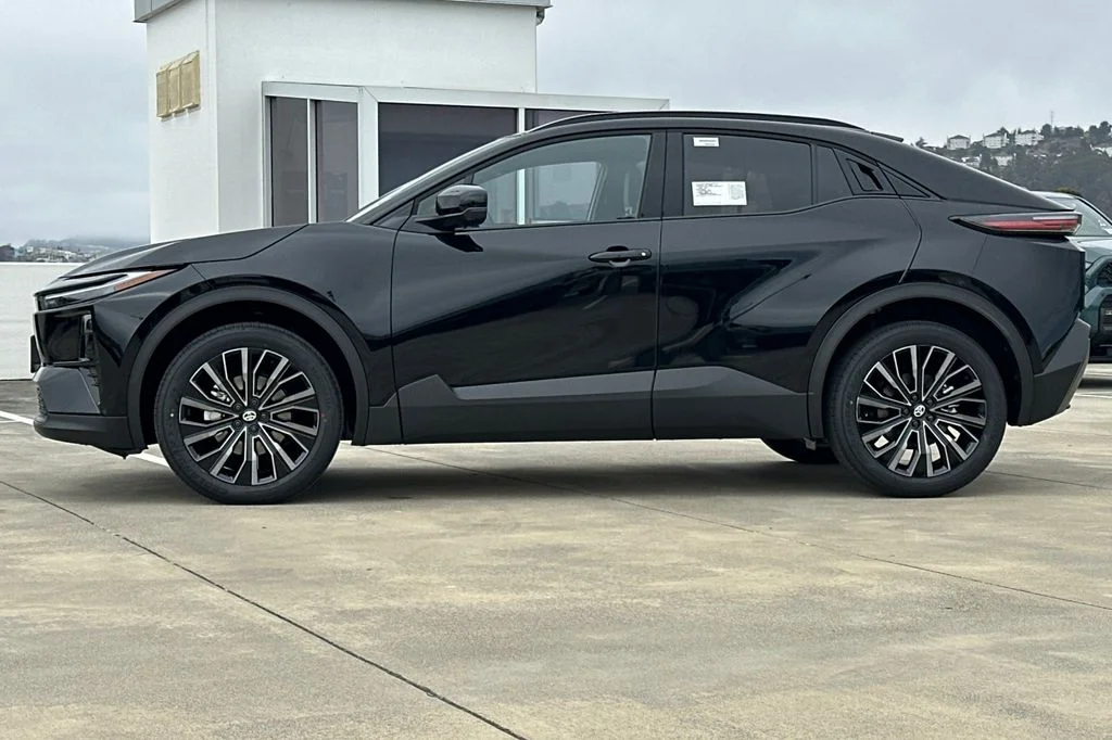 New 2026 Midnight Black Metallic Toyota  XSE image 7
