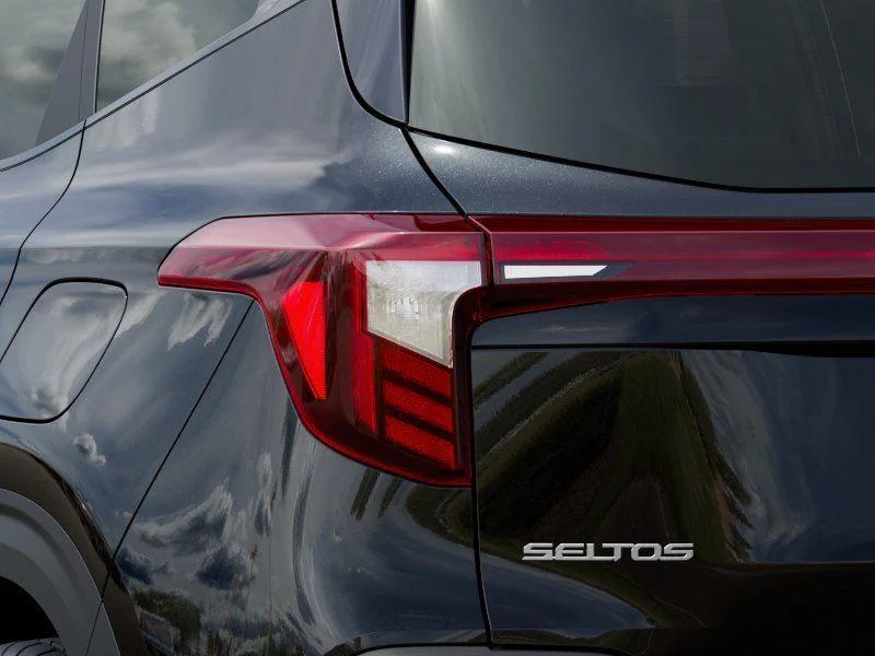 New 2026 Fusion Black Kia S image 11
