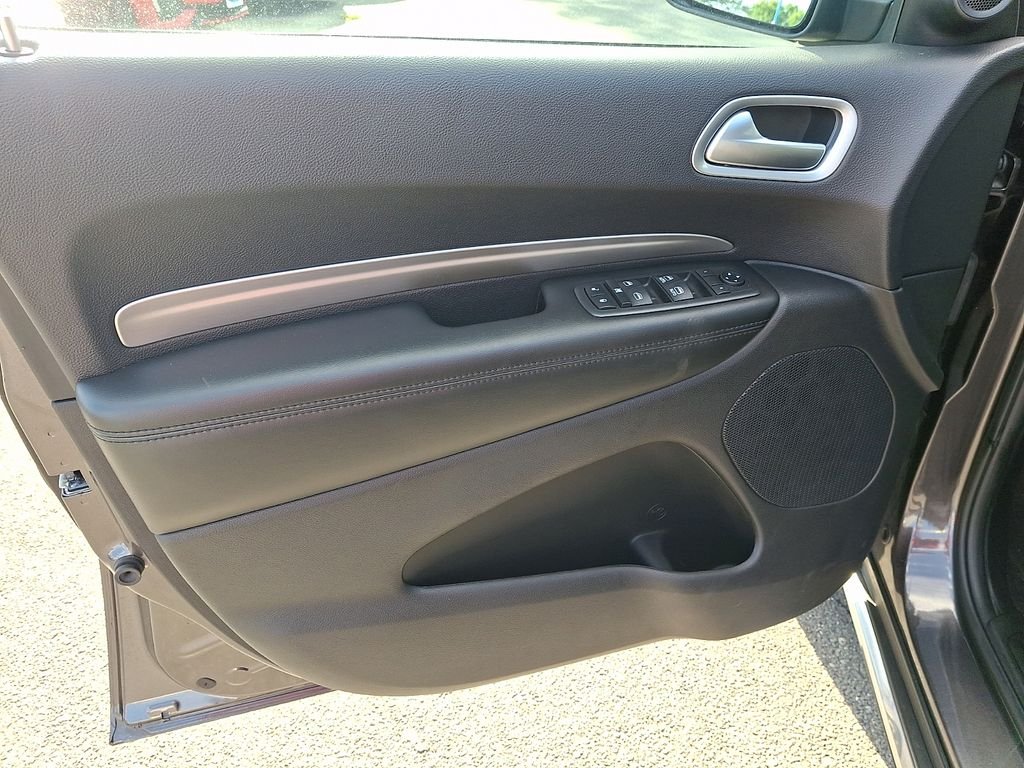 Used 2019 Gray Dodge SXT image 12