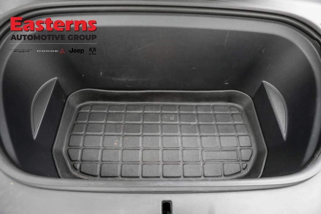 Used 2021 White Tesla Long Range image 7