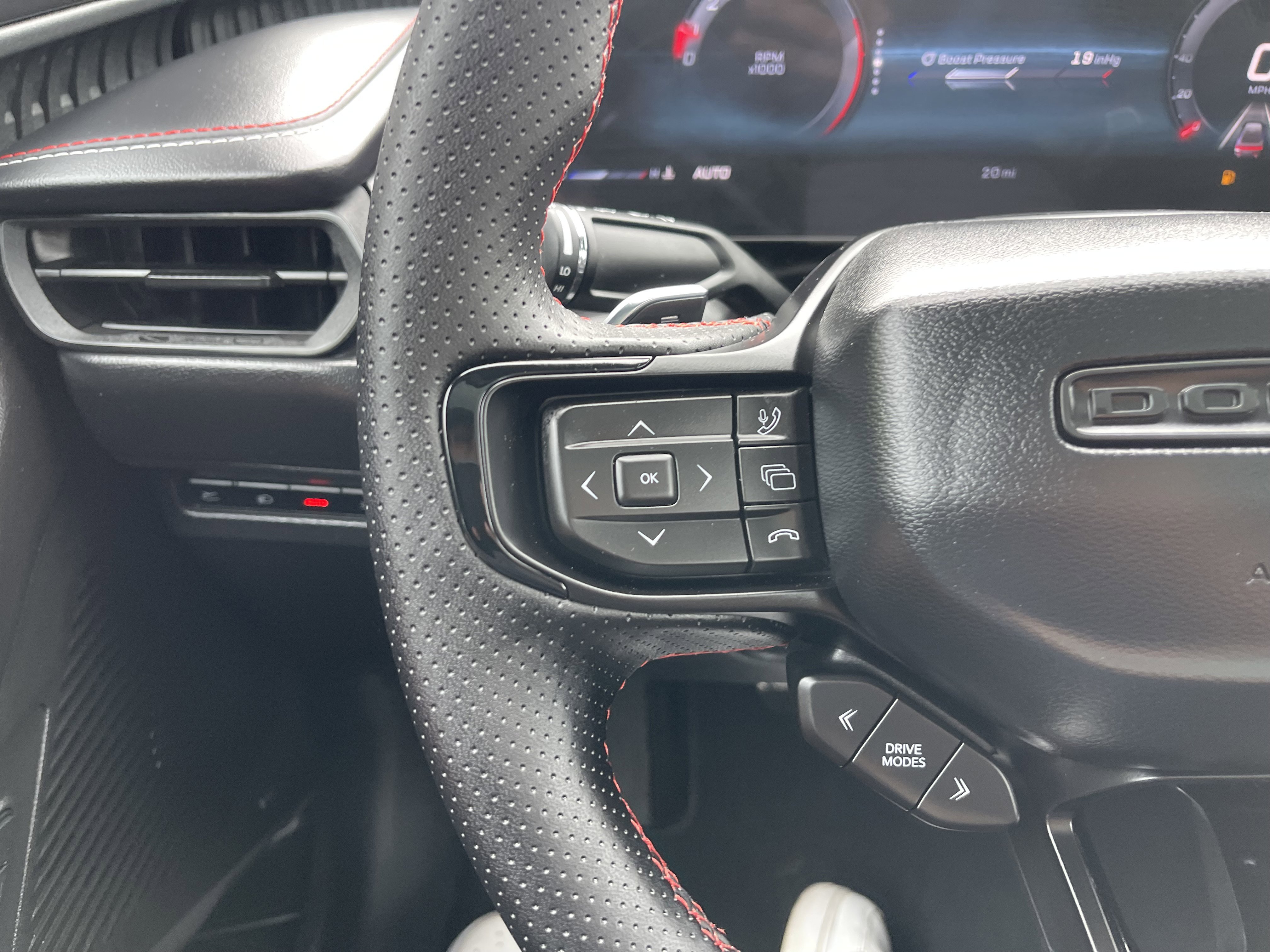 New 2026 White Knuckle Exterior Paint Dodge R/T image 40