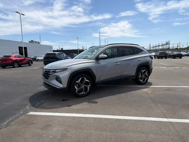 Used 2022 Silver Hyundai SEL Convenience image 20