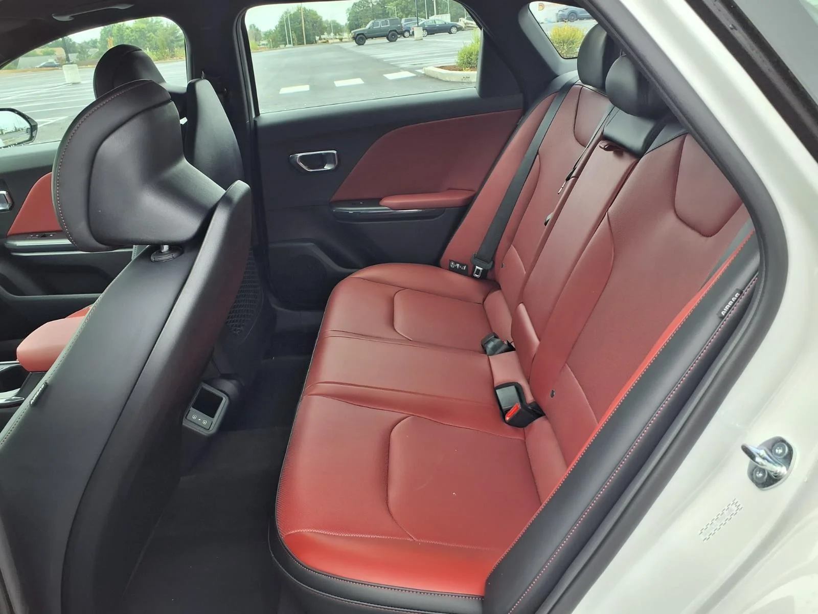 New 2026 Snow White Pearl Kia GT-Line image 6