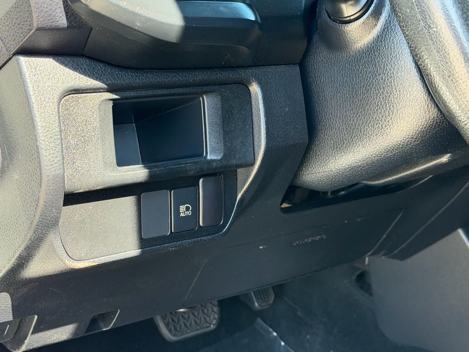 Used 2019 Super White Toyota SR image 24