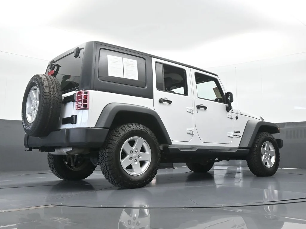 Used 2018 Bright White Clearcoat Jeep Unlimited Sport image 55