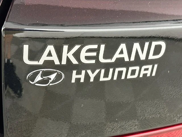 New 2027 Black Hyundai SE image 23