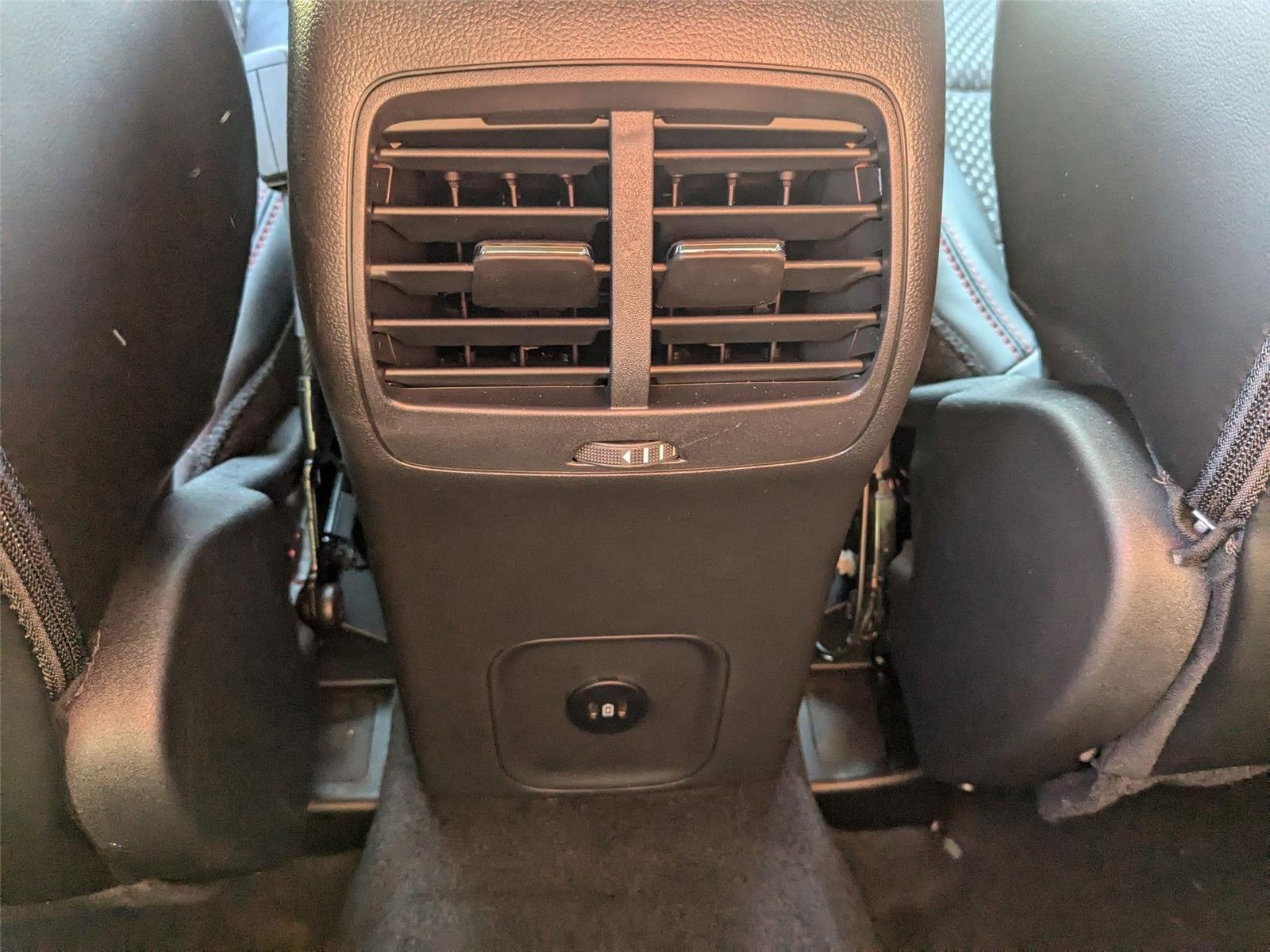 New 2025 Carbonized Gray Metallic Ford ST-Line image 33