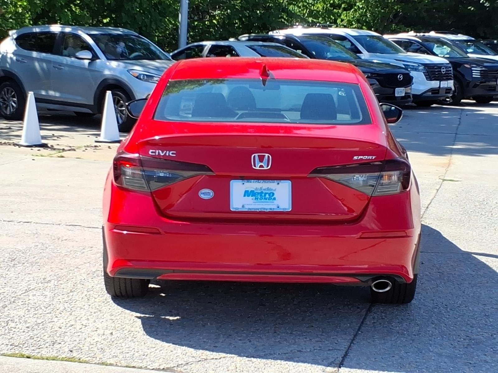 Used 2025 Rallye Red Honda Sport image 8