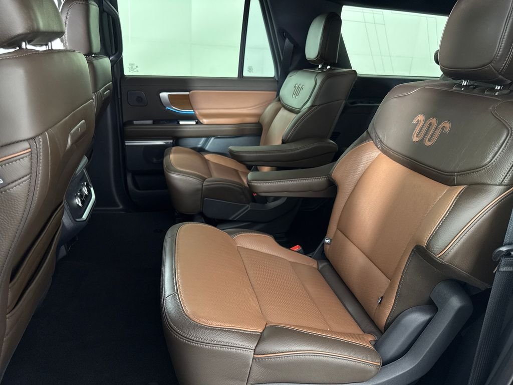 Used 2025 White Ford King Ranch image 13