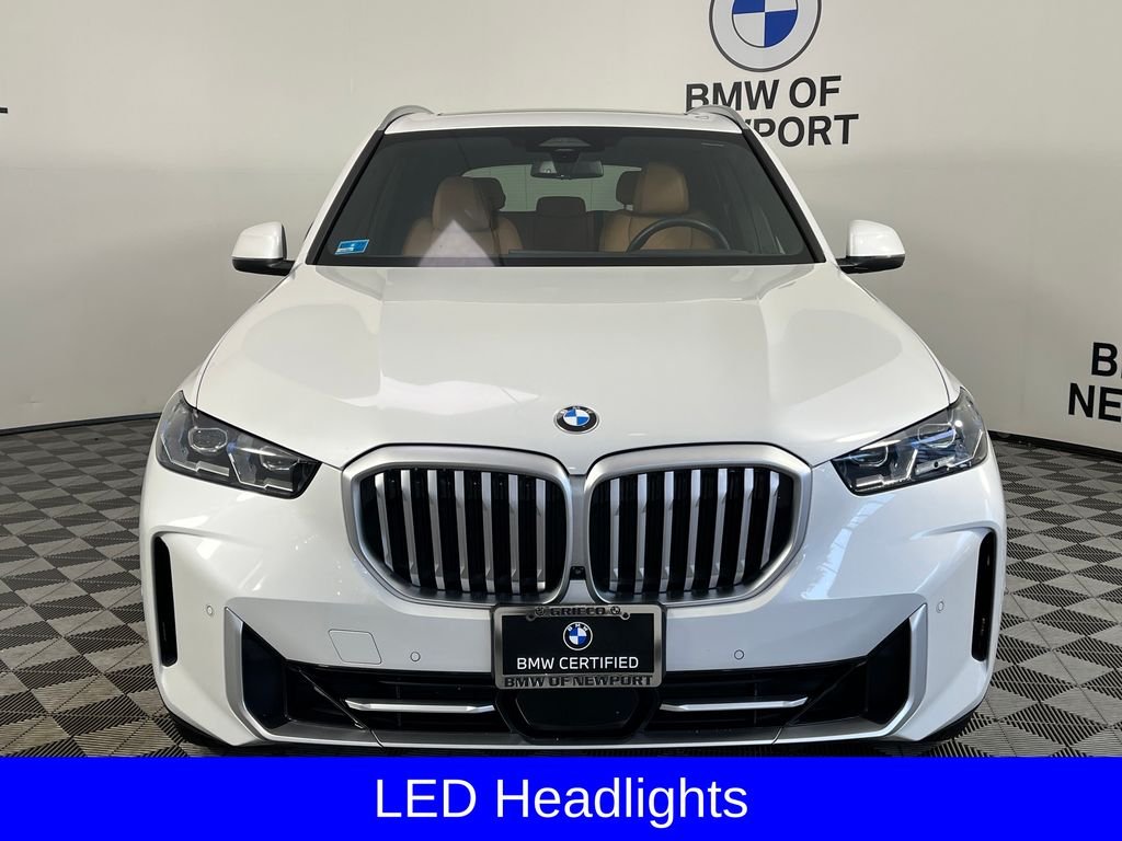 Used 2024 White BMW xDrive40i image 5