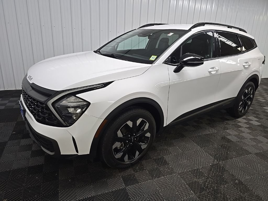 Used 2023 White Kia X-Line image 31