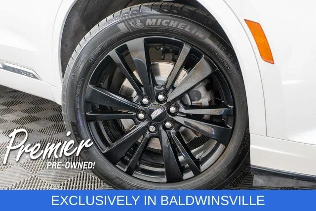 Used 2024 White Cadillac Premium Luxury image 8