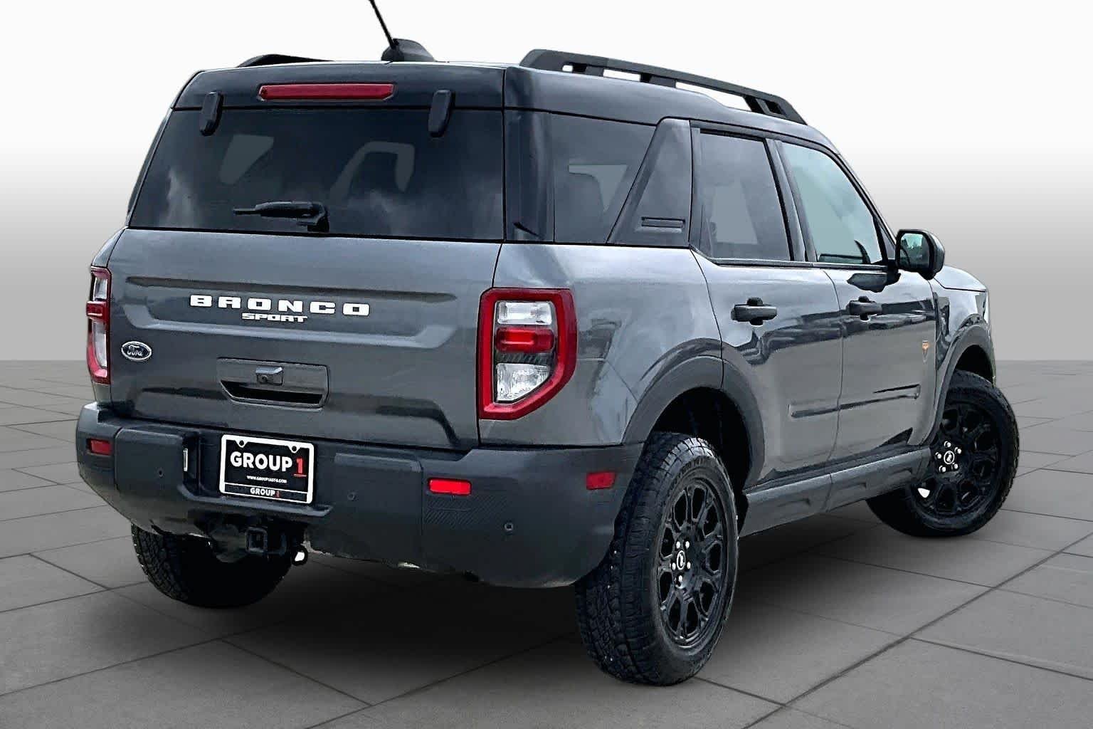 Used 2025 Carbonized Gray Metallic Ford Badlands image 12