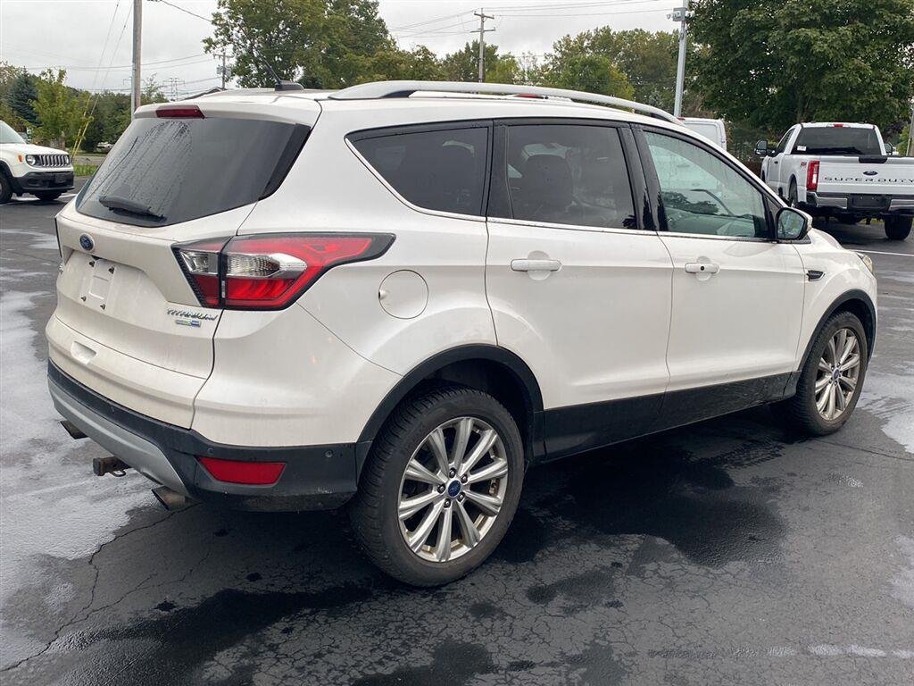 Used 2017 White Platinum Metallic Tri-Coat Ford Titanium image 10
