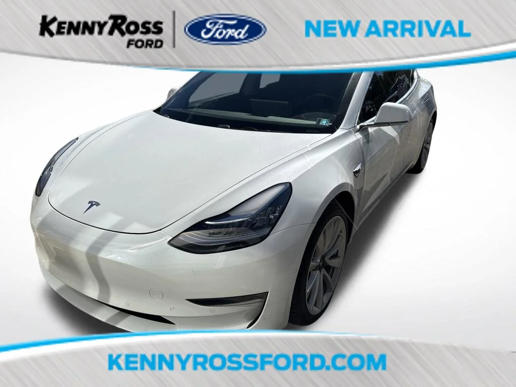 Used 2020 White Tesla Long Range image 1